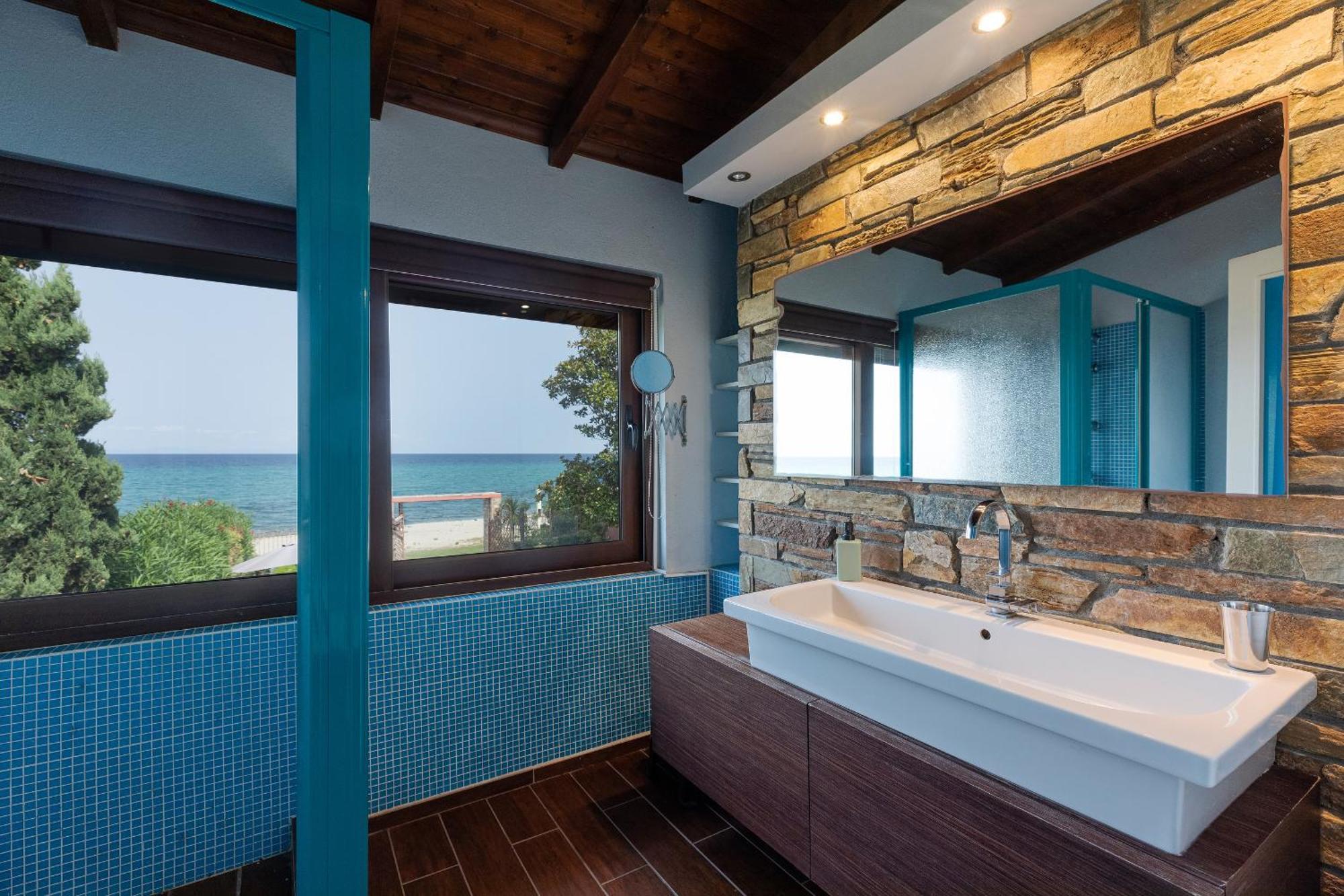 Efharis Beachfront Villa Platamonas Buitenkant foto
